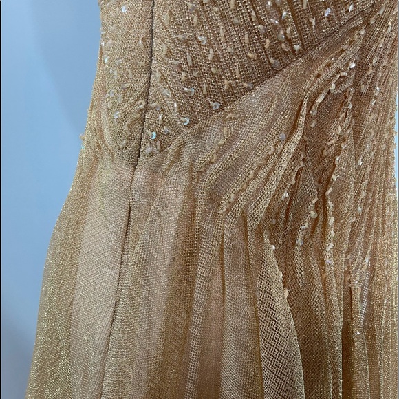 Evening gown with shawl - Picture 10 of 16